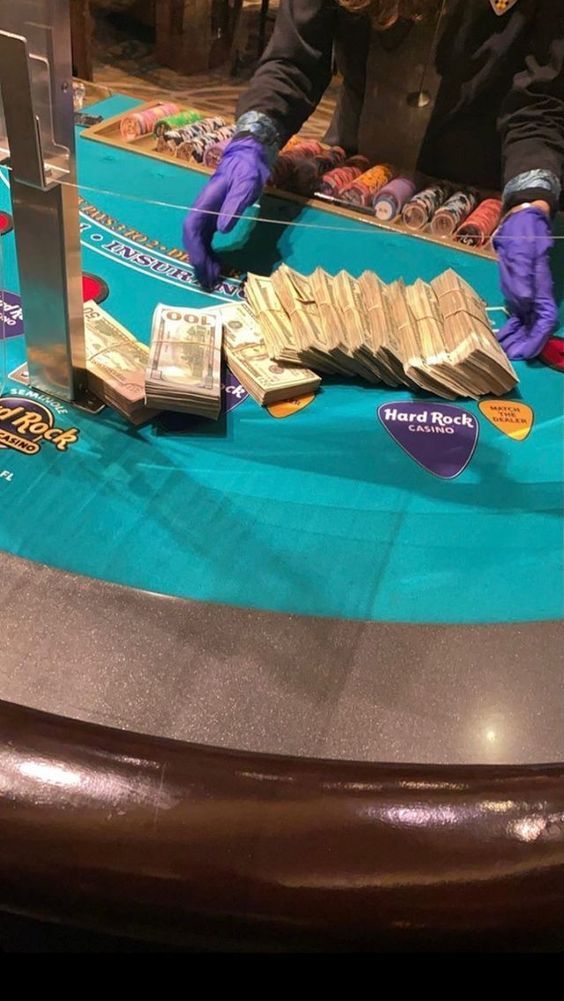 پاکستان کے Lucky Block Casino کھلاڑیوں کے لیےجیک پاٹ گیم