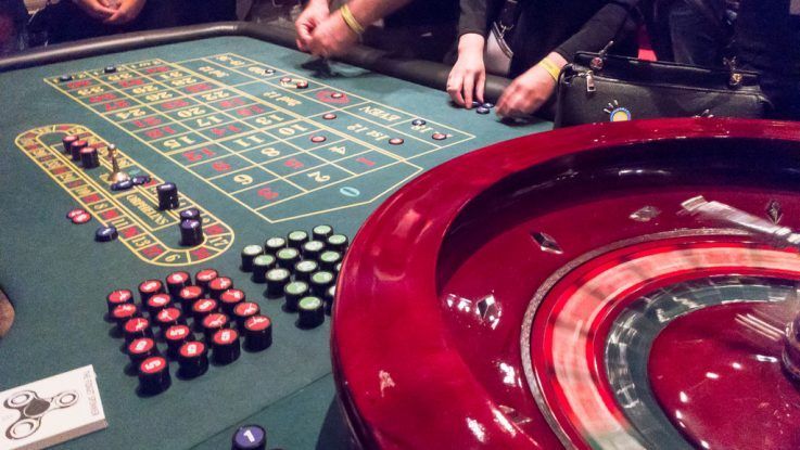 پاکستان میں Lucky Block Casino کا آن لائن کیسینو سیکشن کھولیں۔